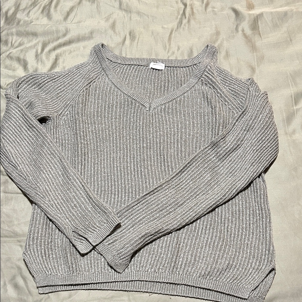 Cold shoulder Sweater